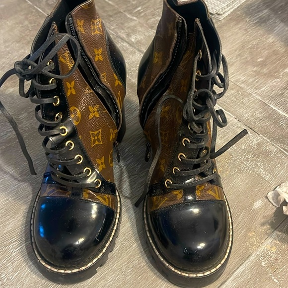 COPY - Louis Vuitton - Picture 1 of 8
